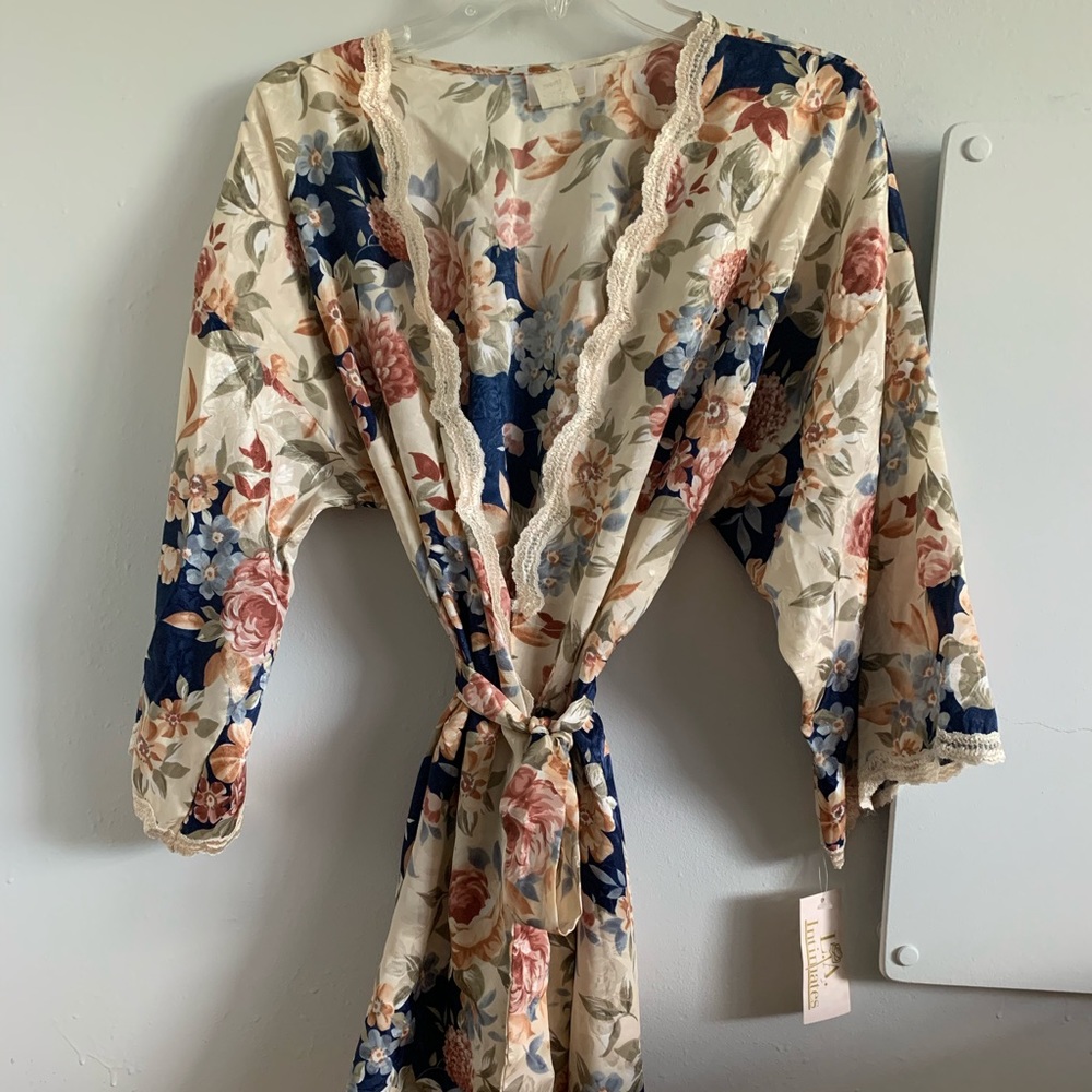 Floral robe